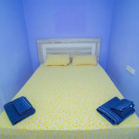 080 Family Garden House - Alicante Holiday Semesterbostad