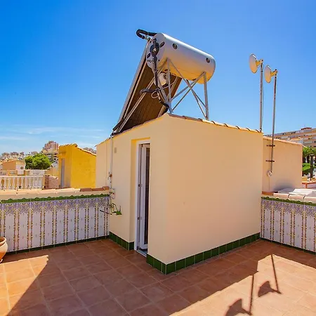 080 Family Garden House - Alicante Holiday *